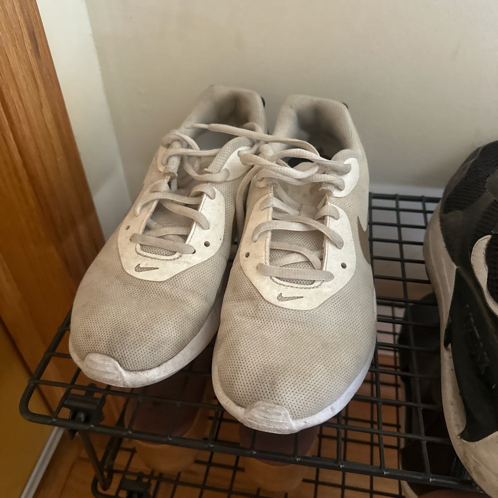 Nike Light Beige Running Shoes